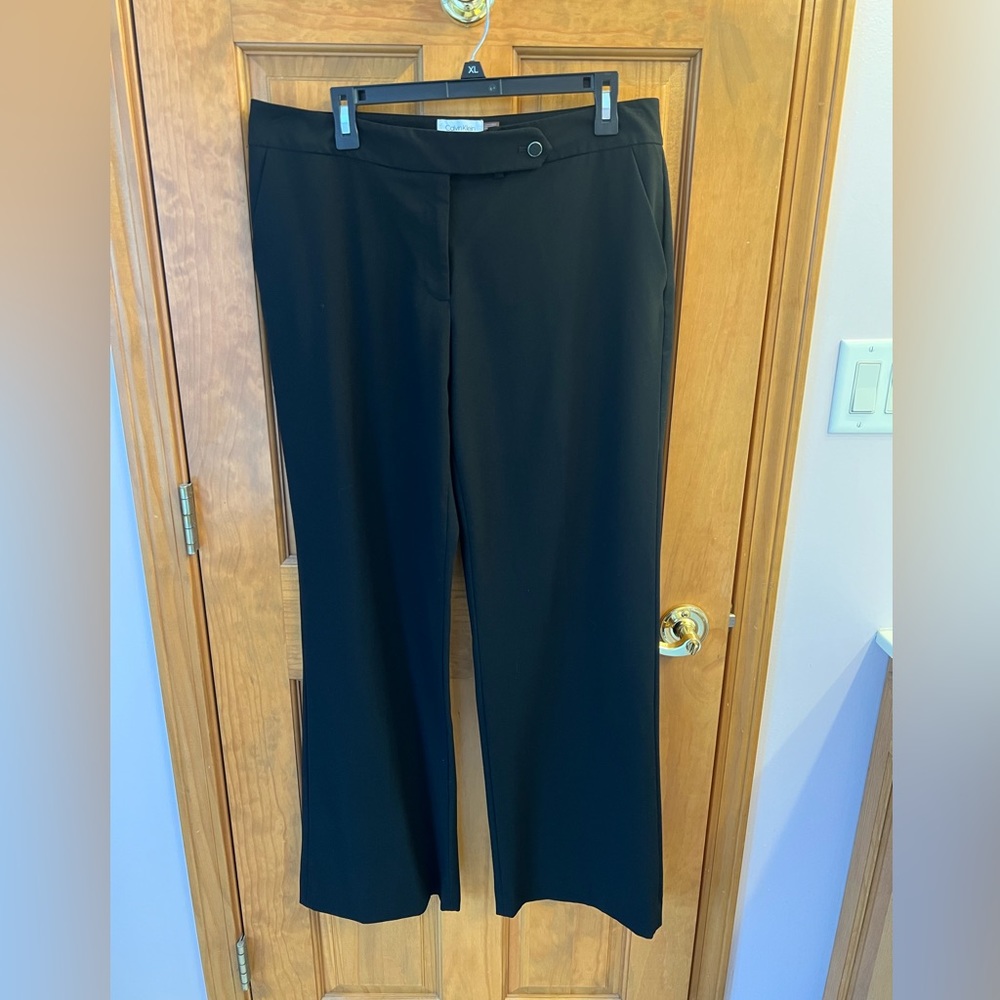 Calvin Klein Women’s modern fit dress pants, size 12.